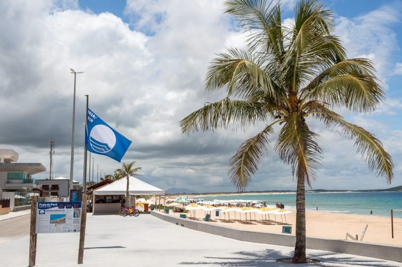 Praia do Peró, única praia do interior fluminense que desfralda a Bandeira Azul / Foto Leo Monteiro
