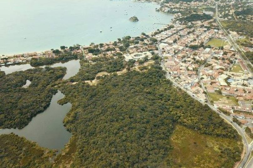 Foto aérea da area atingida pelo esgoto - FOTO  Filmers 9.900