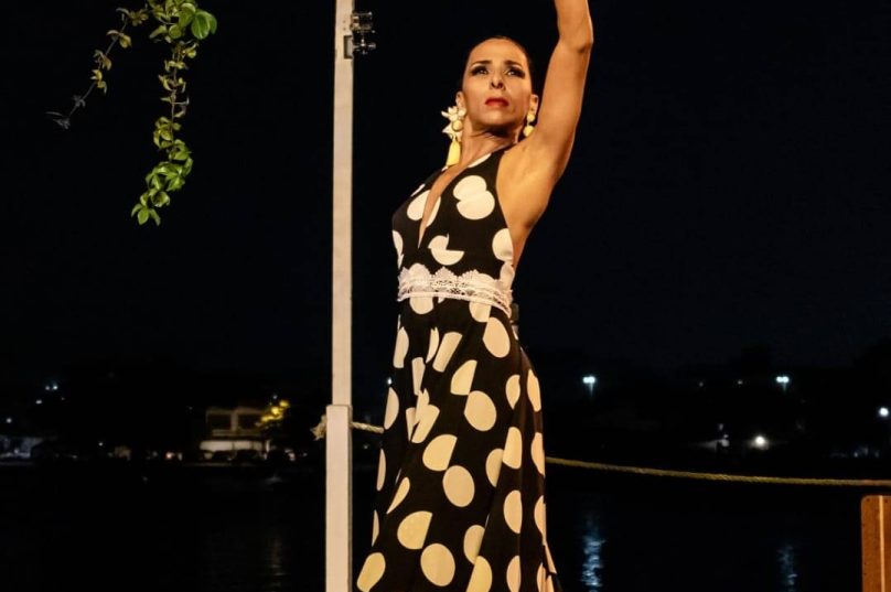 Espetáculo “Corpos em Canção” estreia dia 25 em São Pedro da Aldeia com direção de Luciana Dutra e músicas de Chico Buarque / divulgação