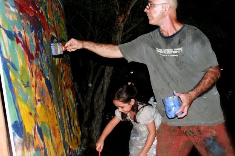 Madruga é artista plástico, mora em Búzios, mas tirou uma ano pra descansar e está viajando pelo país