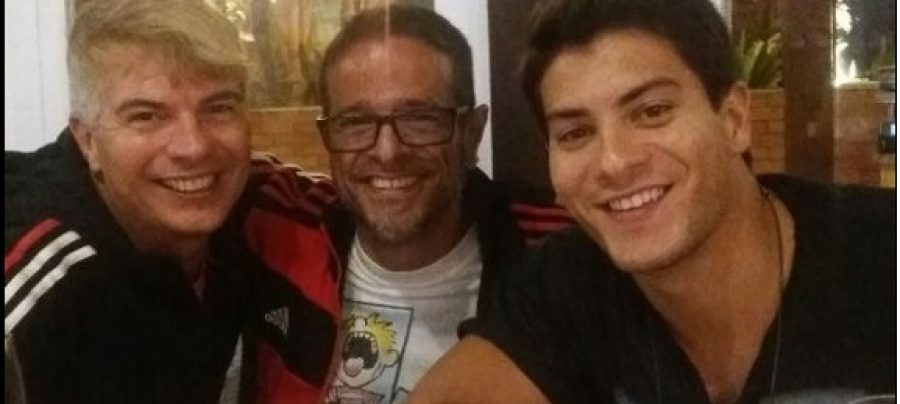Marcelo Pires, Felipe Martins e o ator Arthur Aguiar - que foi aluno do Curso de TV e Teatro Felipe Martins