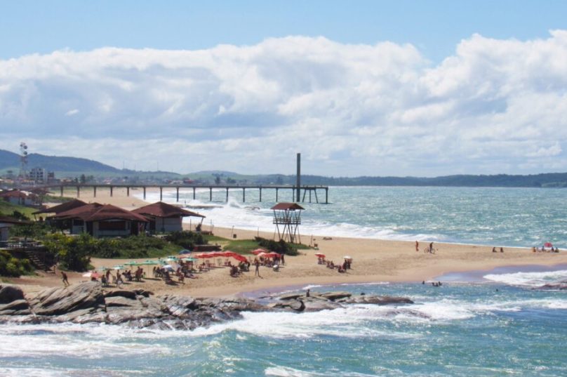 Praia Costa Azul Rio das Ostras (Reprodução)