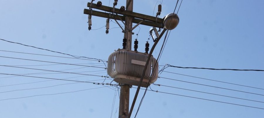 Moradores da Região dos Lagos sofrem com má qualidade do serviço de fornecimento de energia