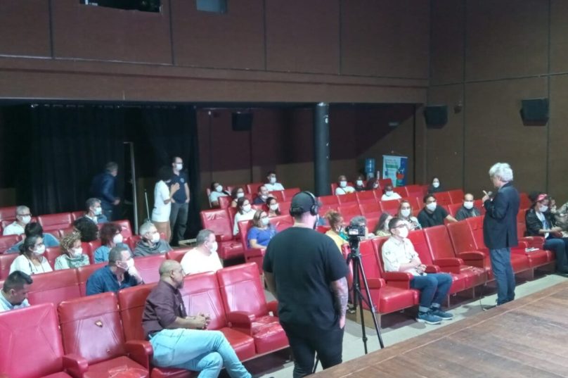 Encontro aconteceu no teatro do Cine-Teatro Rasa