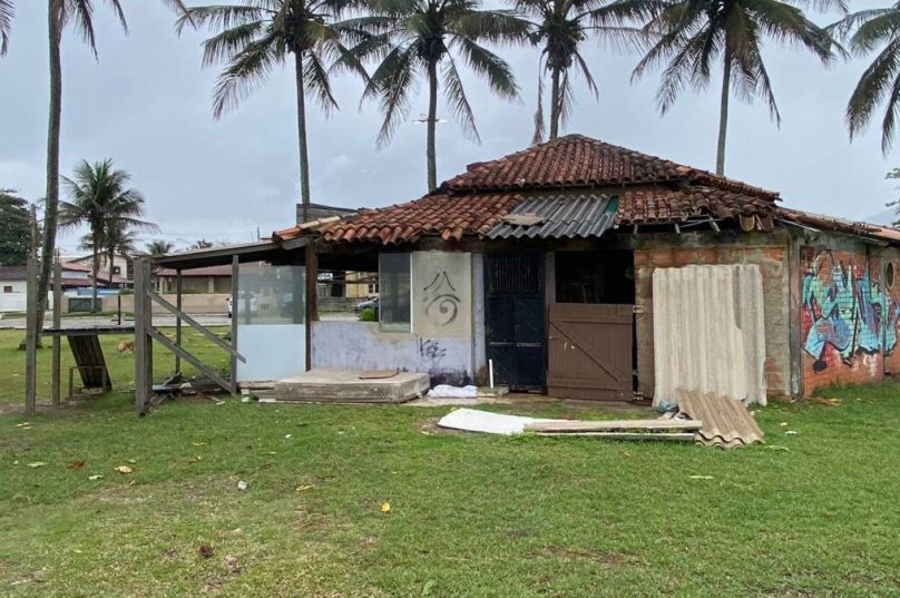 Ação conjunta identifica ocupação irregular em quiosques do Praião e audiência pública debaterá cumprimento do TAC / foto divulgação