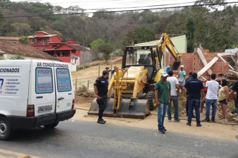 Operações combatem invasões em cidades da Região dos Lagos