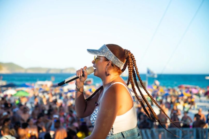 Os blocos de rua atraíram 800 mil pessoas em Cabo Frio / foto Secom Cabo Frio