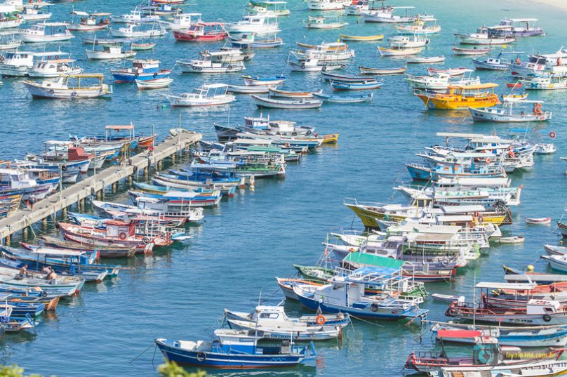 Barcos em Arraial do Cabo/ Foto site Lavainaná