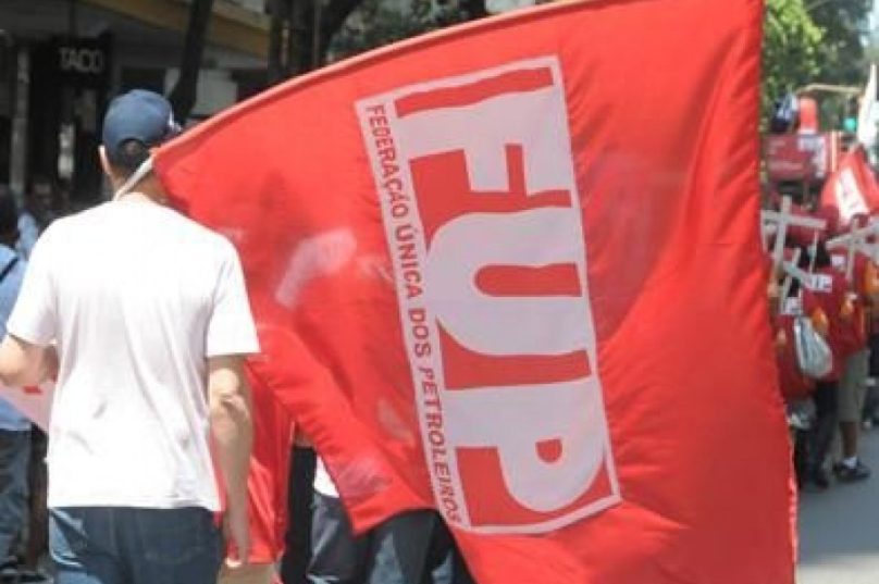 Petroleiros-seguirao-com-greve-apesar-de-decisao-de-TST-1