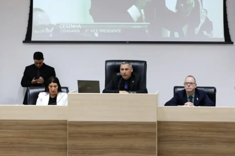 Macaé autoriza porte de arma para a Guarda e aprova aumento de vereadores a partir de 2029 / foto Tiago Ferreira