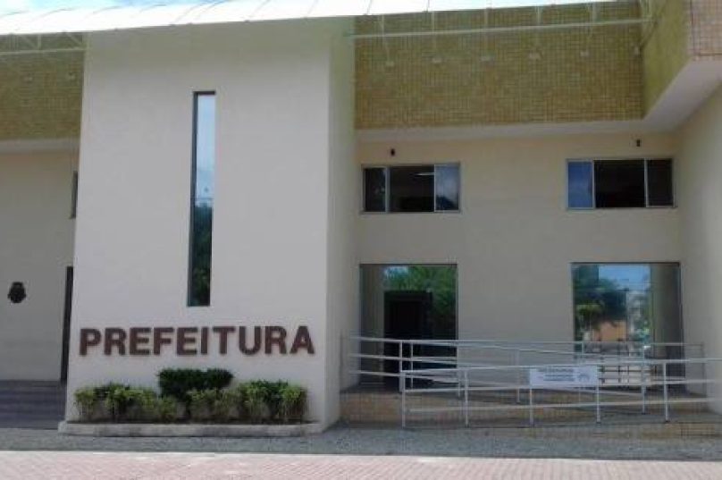 O cartão de vacinação deverá ser apresentado ao titular do órgão ou da entidade em que o servidor ou empregado público estiver lotado. Foto: divulgação.