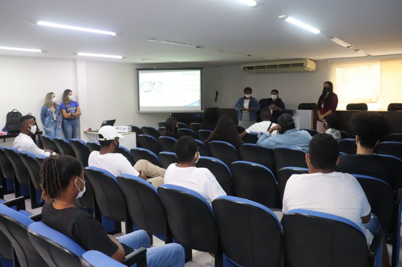 Prolagos promove oficina de elaboração curricular para jovens quilombolas. Imagem: Divulgação.