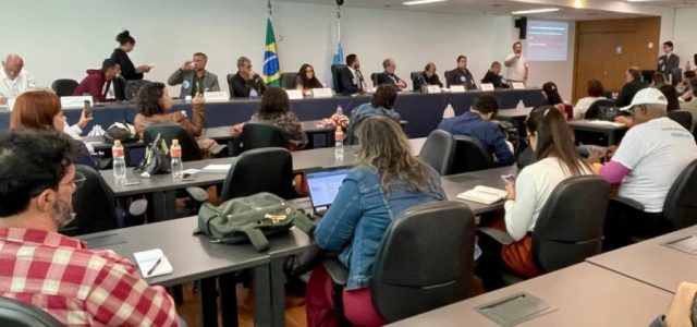 O parlamentar destacou a importância da laguna, considerada o maior corpo lagunar hipersalino do mundo / foto Alerj