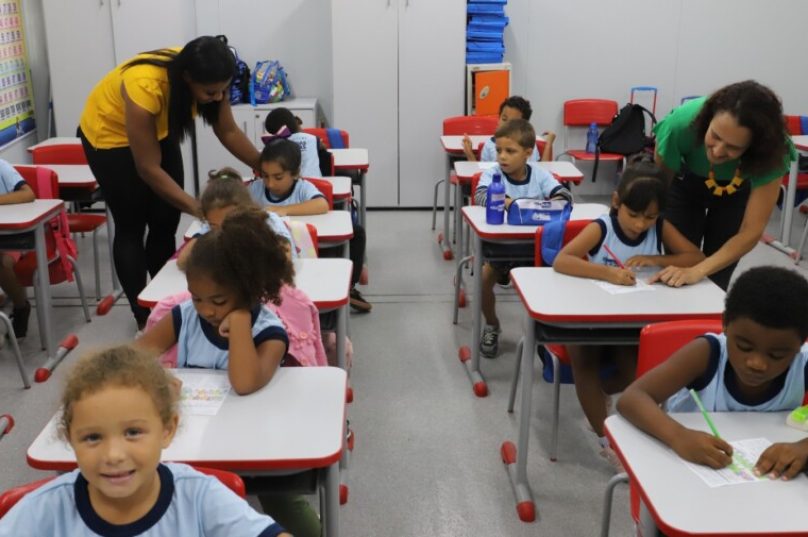 Responsáveis dos estudantes matriculados devem se dirigir às escolas para rematricula Foto Matheus Muller