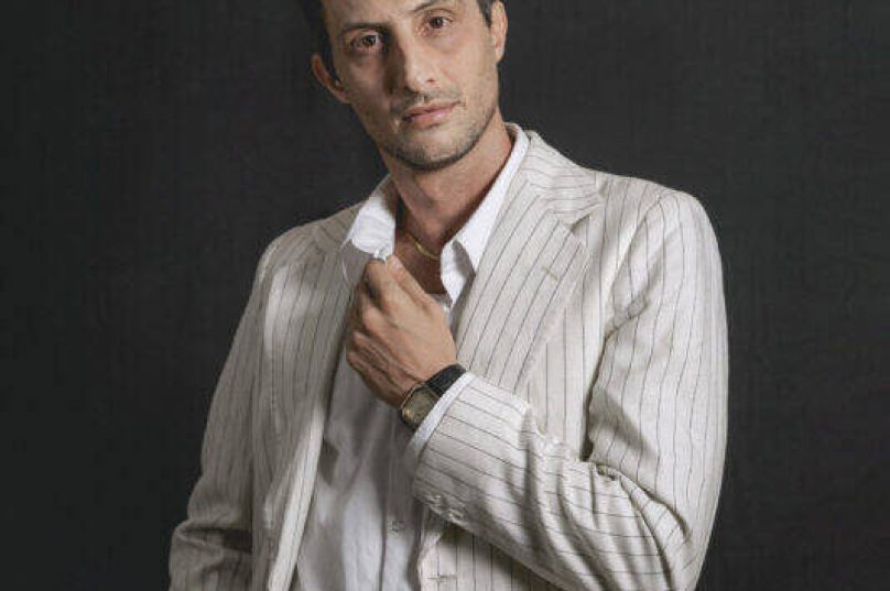 Filho de Búzios, Francisco Paz integra elenco de O Talentoso Ripley em temporada no Rio de Janeiro em abril / foto divulgação