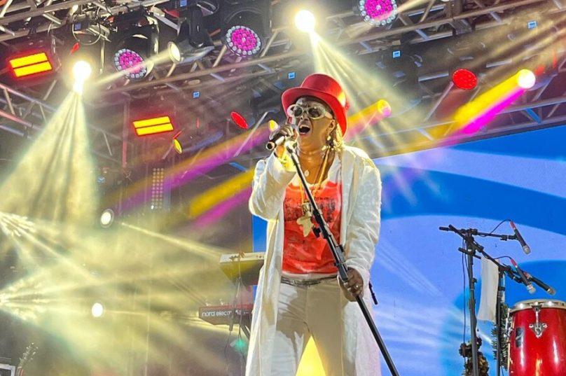Cantora Sandra de Sá / Créditos: perfil oficial da Sandra de Sá