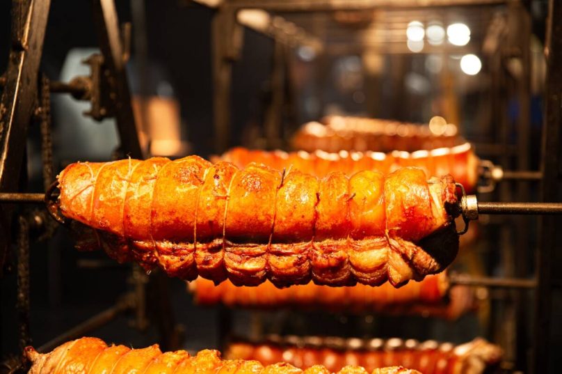 Shopping Rio das Ostras terá horário especial e recebe Torresmofest com shows e gastronomia no feriadão / foto divulgação