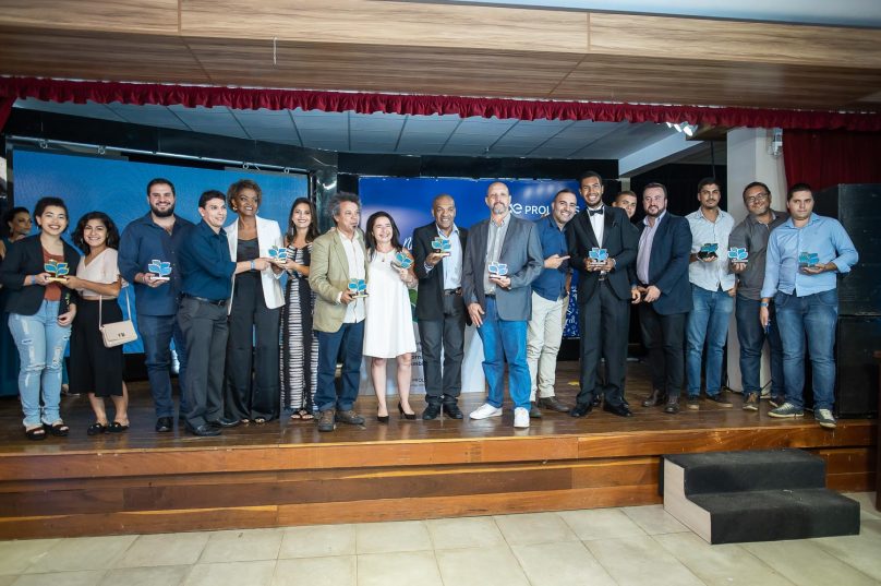 Vencedores da 2° edição do Prêmio Prolagos de Jornalismo Ambiental. Imagem: Prolagos | Divulgação