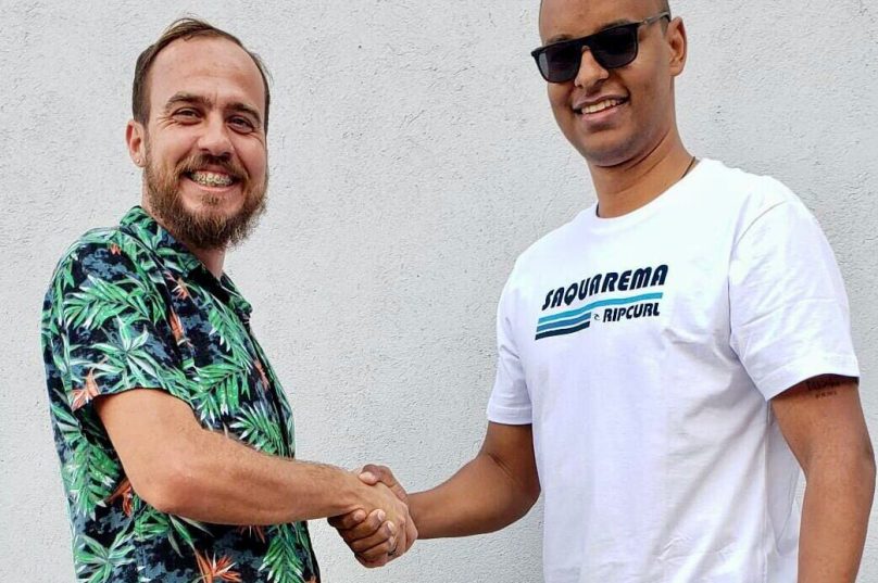 Victor Viana, diretor do Grupo Prensa de Babel, e Lucas D'Assumpção fundador do Blog Cutback começam uma nova história da comunicação na baixada litorânea - Foto Lucas Gautto