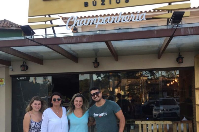 Yasmim Carrilho, Sylvana Graça, Claudia Carrilho e Thiago Fernandes