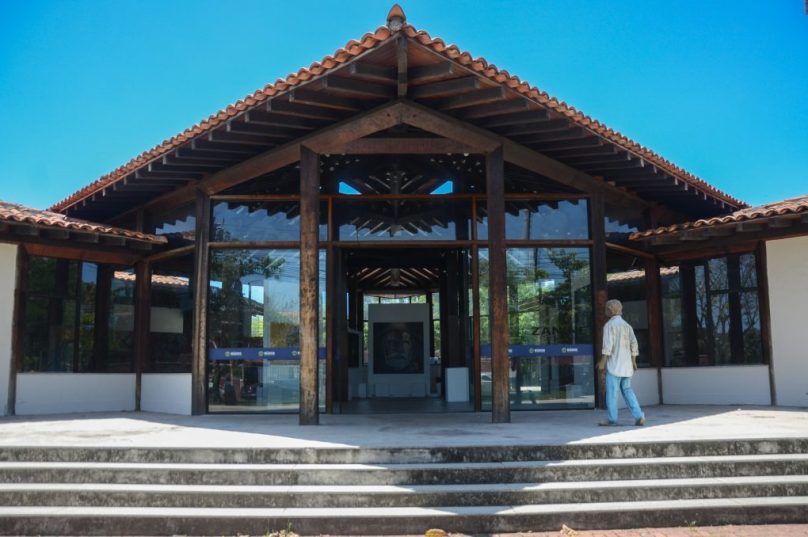 Espaço Zanine, no centro de Búzios. Imagem: Reprodução | Prefeitura Municipal de Búzios