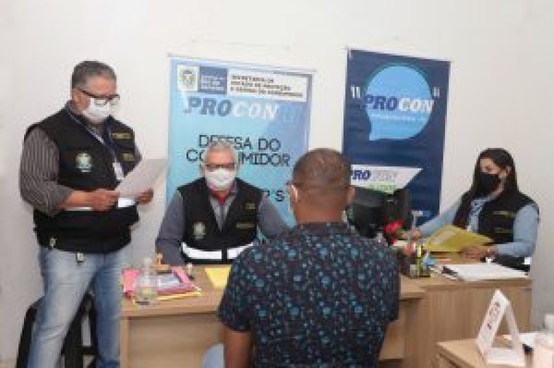 Para participar do mutirão é preciso entrar em contato com o Procon para agendar a conciliação. Foto divulgação