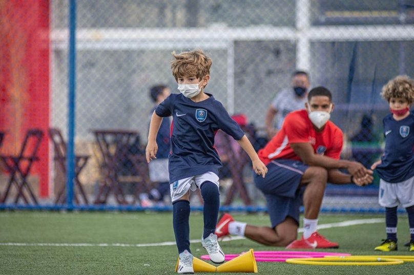 . A escola de futebol vai funcionar para meninos e meninas de 5 a 19 anos, de todos os níveis: básico, intermediário e avançado. Foto: Divulgação.