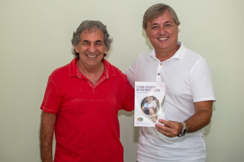Hugo Iurcovich, presidente do IEBMA, e Alexandre Martins, prefeito de Búzios. Fotos Matheus Coutinho