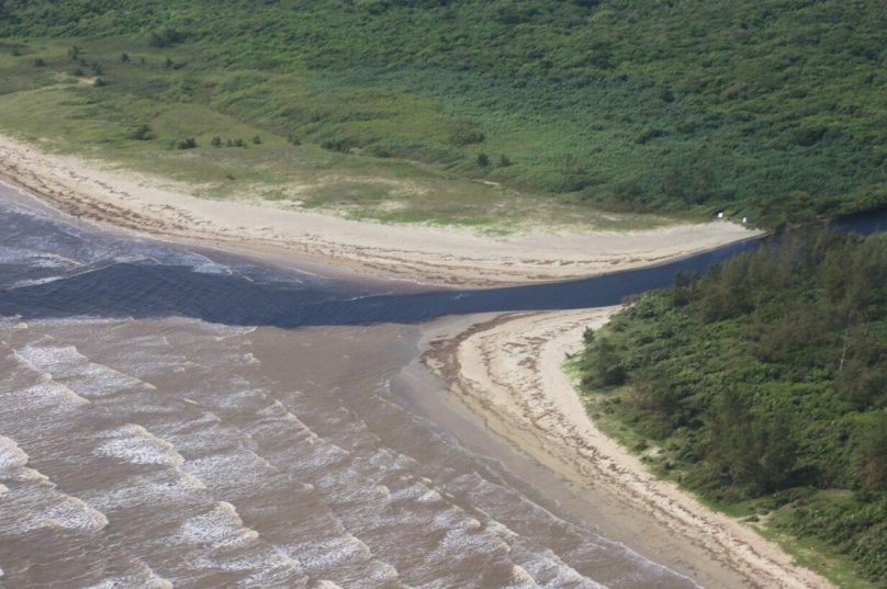 Movimento SOS Rio Una fizeram uma vaquinha para arcar com os custos do sobrevoo. Foto Ernesto Galiotto.
