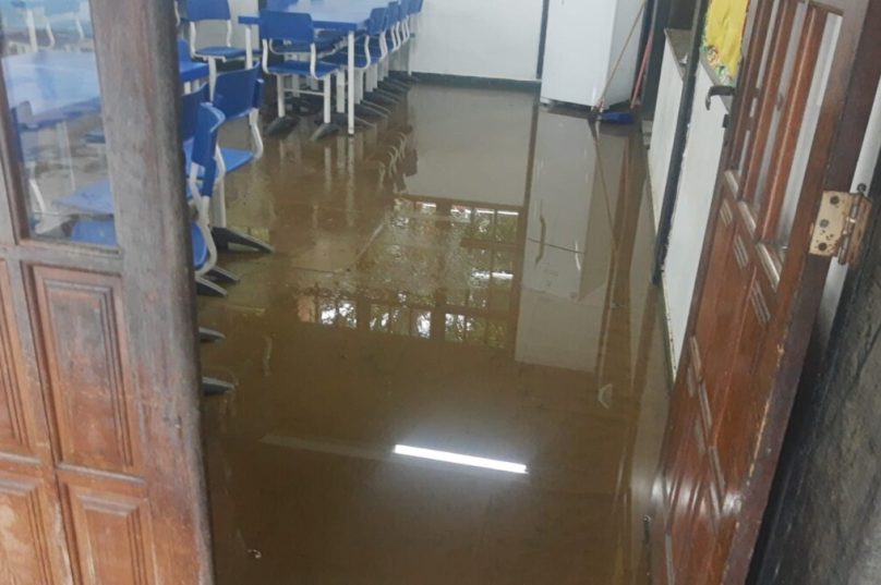 Escola Municipal Vereador Antônio Alípio da Silva, em Geribá, suspendeu as aulas nesta sexta. Foto Internet I Reprodução