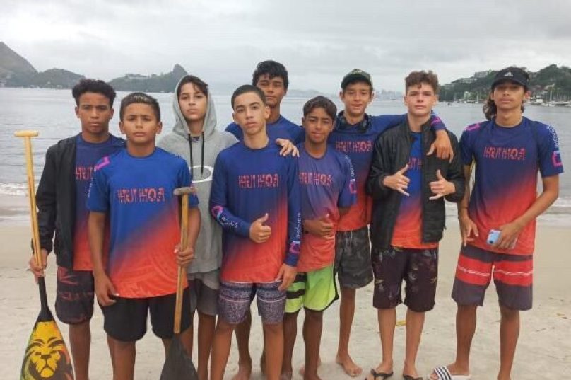 ao todo, dose atletas de Búzios, dividido em duas equipes,  estão na competição. Foto divulgação