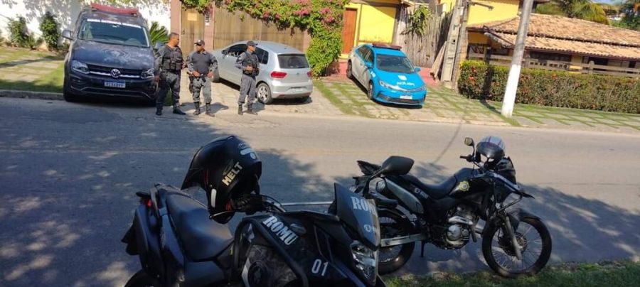 Vítima foi encontrada entre os bairros João Fernandes e Brava no início da tarde desta sexta-feira (22). Foto Guarda Civil de Búzios