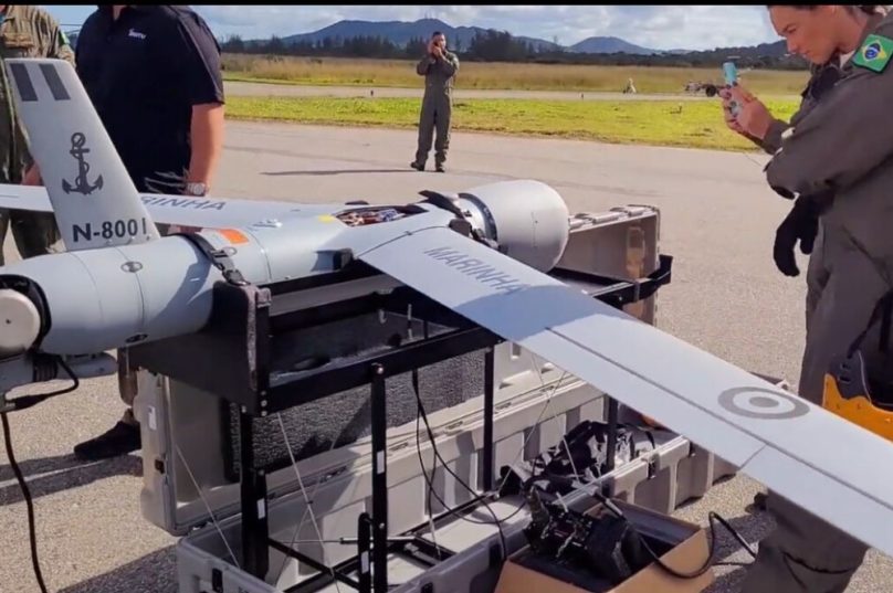 Drone possui uma envergadura de 3,1 metros, comprimento de 1,67 m e peso máximo de decolagem de 23,4 kg. Imagem Reprodução I Marinha do Brasil