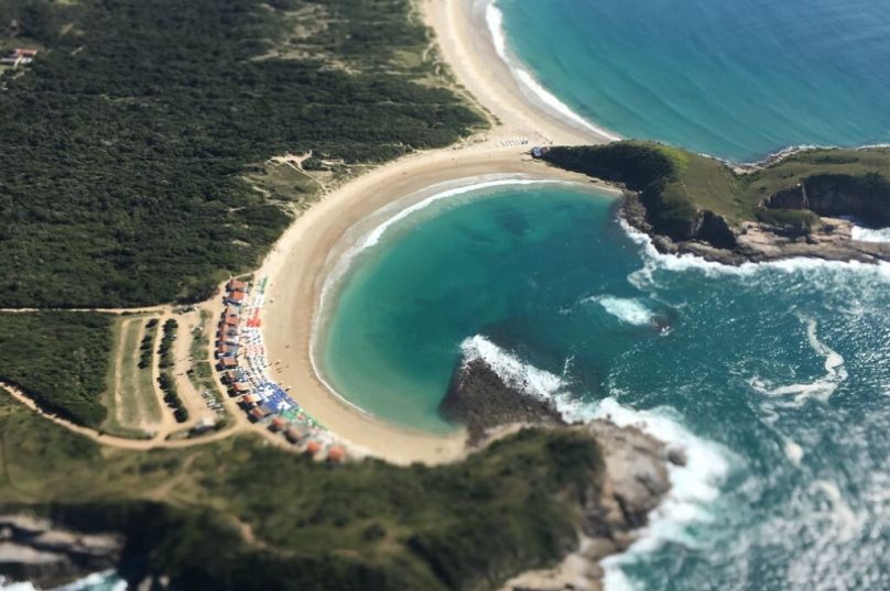 Praia do Péro_Foto Ernesto Galiotto