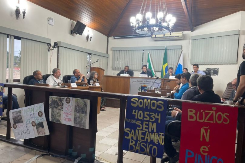 Audiência Pública sobre implantação da rede separativa de esgoto em Búzios