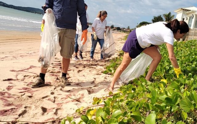 Mutirão de Limpeza de Praias