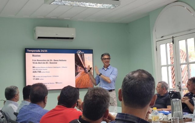 Marcos Ferraz, da Clear, e representantes discutem os preparativos para a temporada de cruzeiros em Búzios