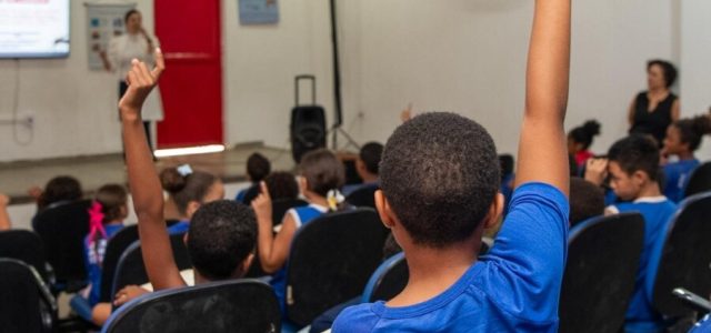 Prefeitura de Cabo Frio aplica Avalia Rede nesta quarta-feira para diagnosticar o desenvolvimento dos estudantes da rede municipal / foto divulgação