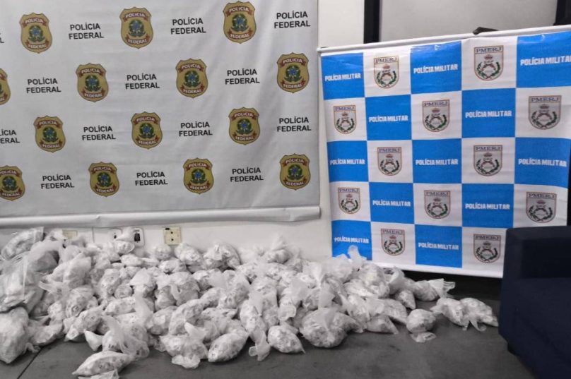 Quase 50 kg de drogas apreendidos em operação integrada entre PM, PRF e PF.