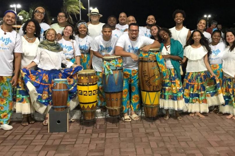 Afoxé Fiderioman celebra Exú no IV Concurso de Música, reforçando a força da cultura afro-brasileira em São Pedro da Aldeia