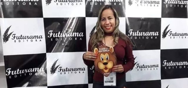Em junho, Aline conquista um feito expressivo: será uma das autoras expositoras oficiais da Bienal foto divulgação