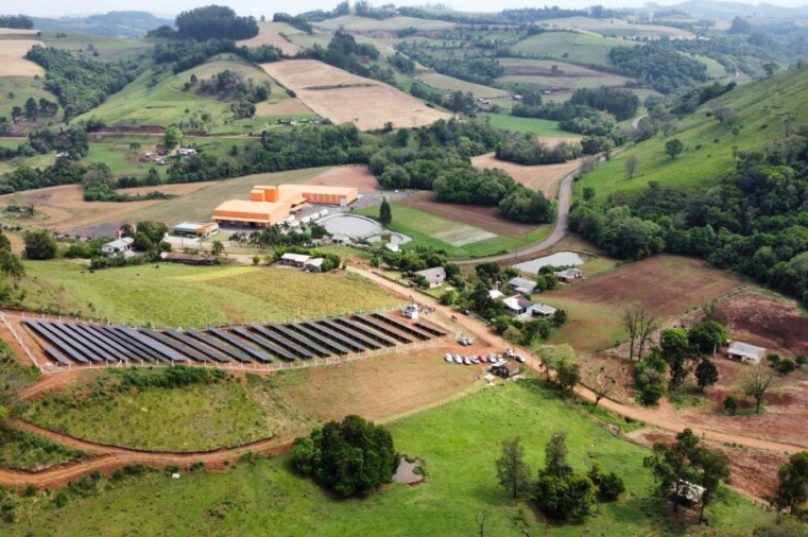 Sofar Solar e Bold Energy inauguram usina em SC