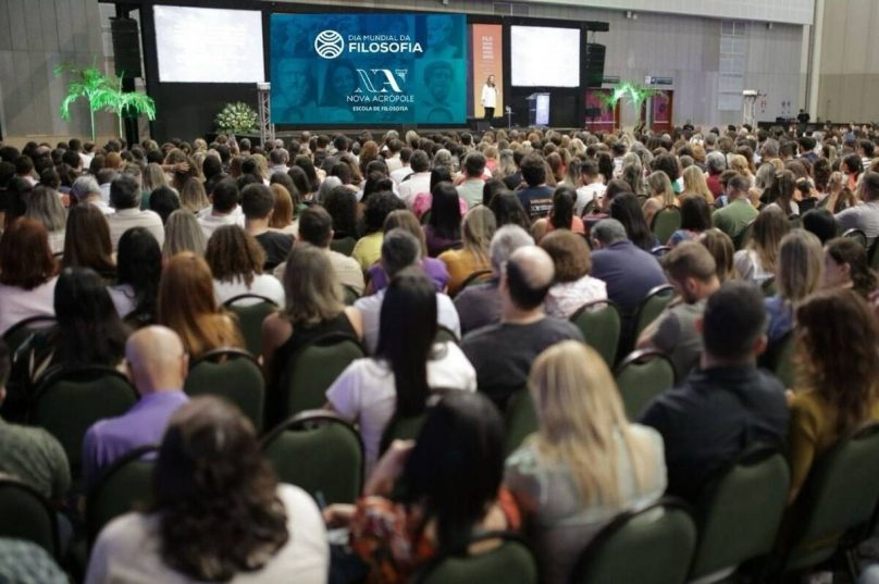 Dia Mundial da Filosofia é celebrado em 50 países com ações da Nova Acrópole Dia Mundial da Filosofia é celebrado em 50 países com ações da Nova Acrópole