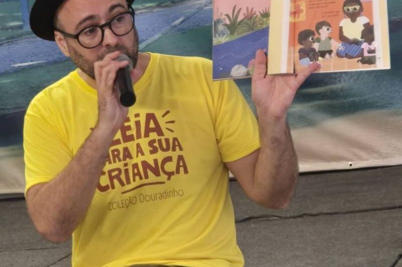 Turnê da Coleção Douradinho passa por escolas do Espírito Santo