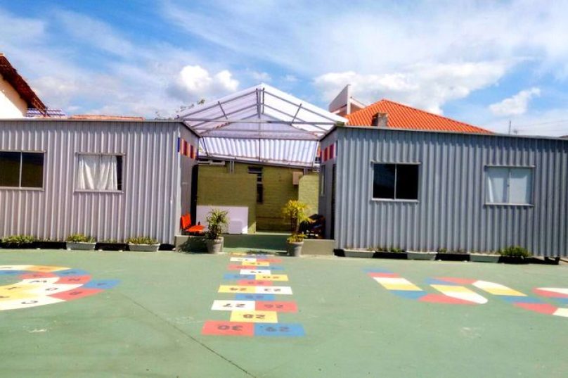 Containers pode ser solução para alunos de quatro escolas municipais do balneário, que não retomaram as aulas presenciais devido às condições dos prédios. Foto Divulgação