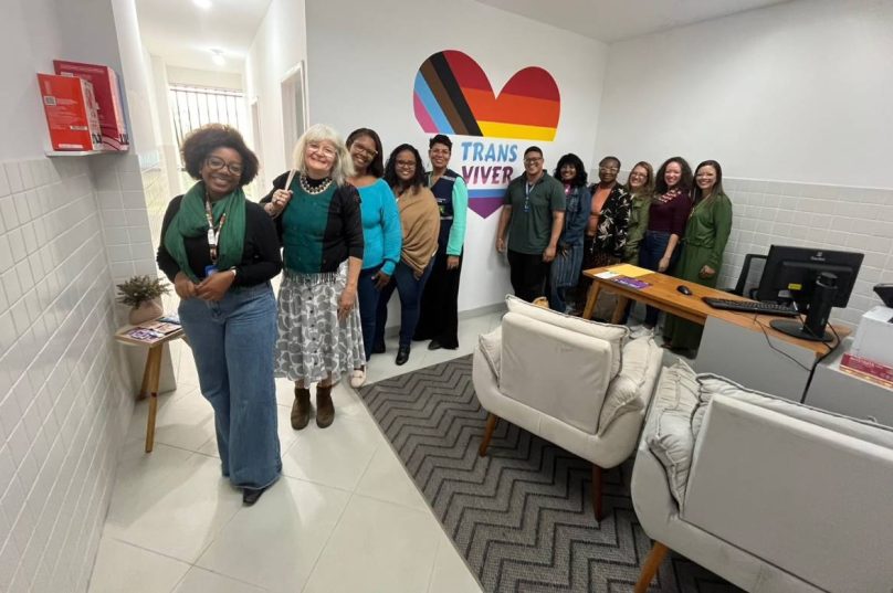 Representantes durante visita técnica ao Transviver, serviço de saúde LGBTQIAPN+ de Araruama