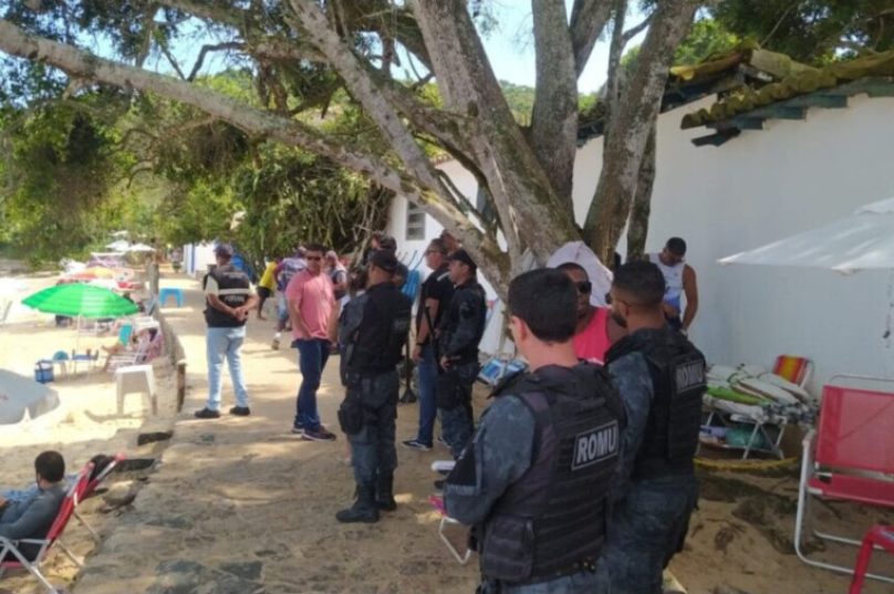 azeda búzios fiscalização