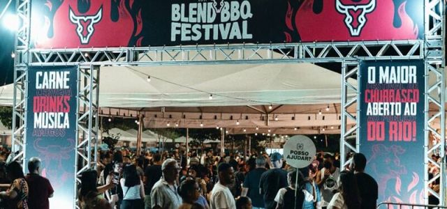 Blend BBQ Festival estreia em Cabo Frio com quatro dias de carnes premium, shows tributo e entrada gratuita na Orla / foto divulgação
