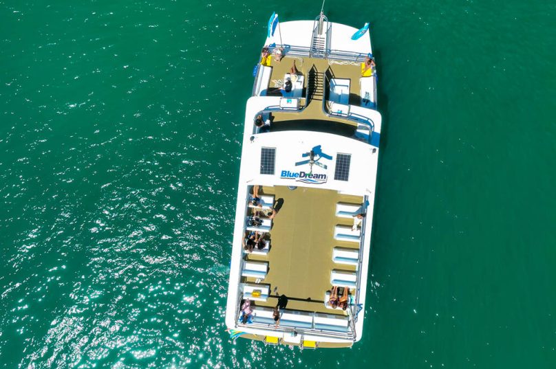 Blue Dream integra a oferta de passeios náuticos regulares em Búzios