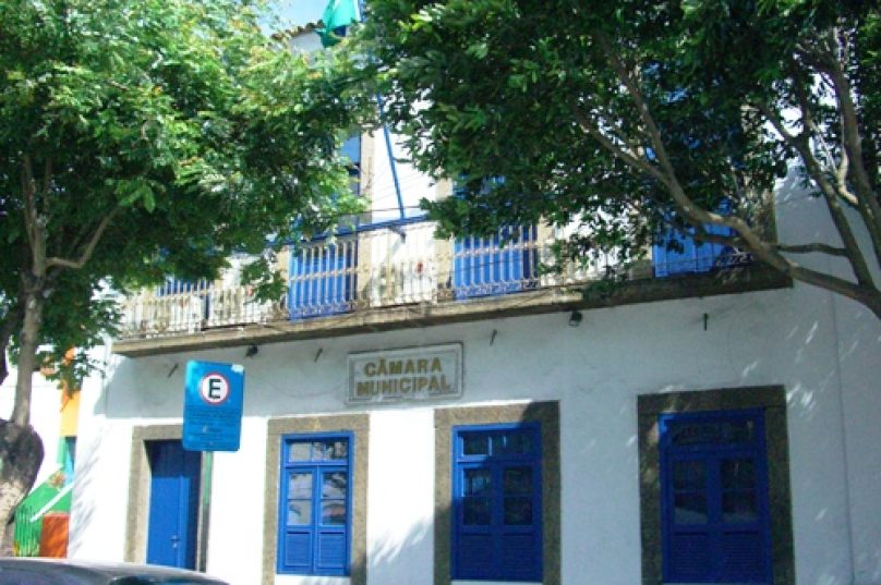 dias sessão camara cabo frio